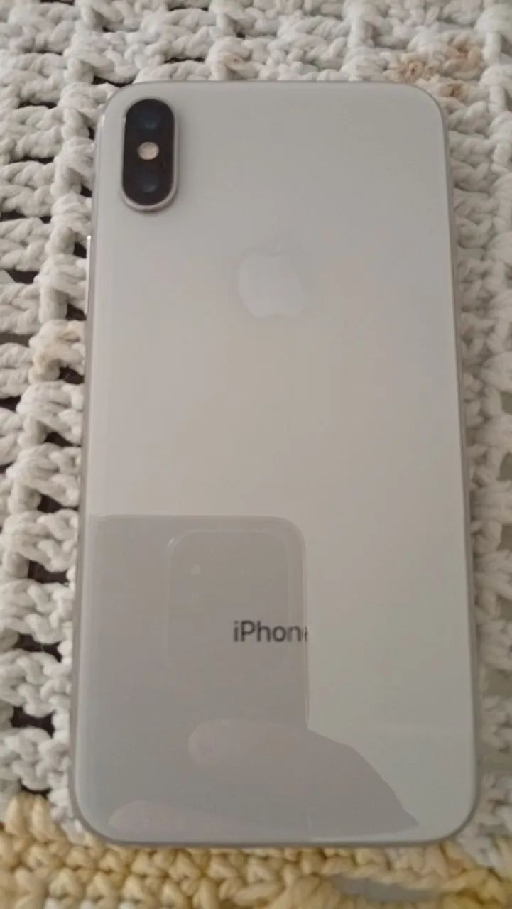 iPhone xs 64 gb 