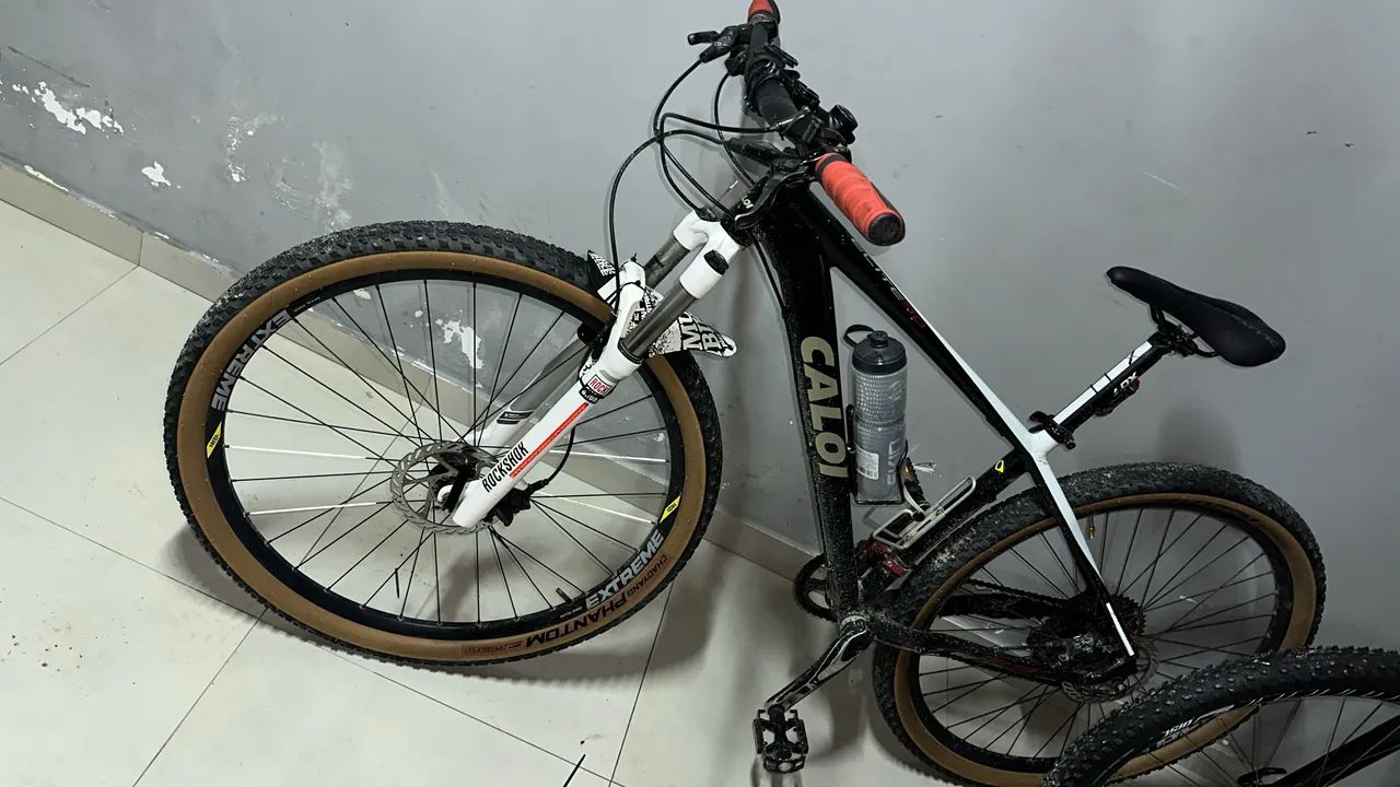 Bicicleta  - Foto 2
