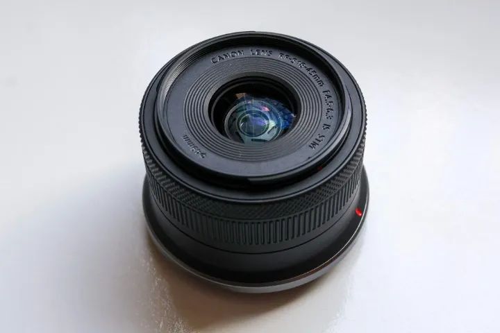Canon R50 com lente RF-S 18-45mm F4.5-6.3 - Foto 5