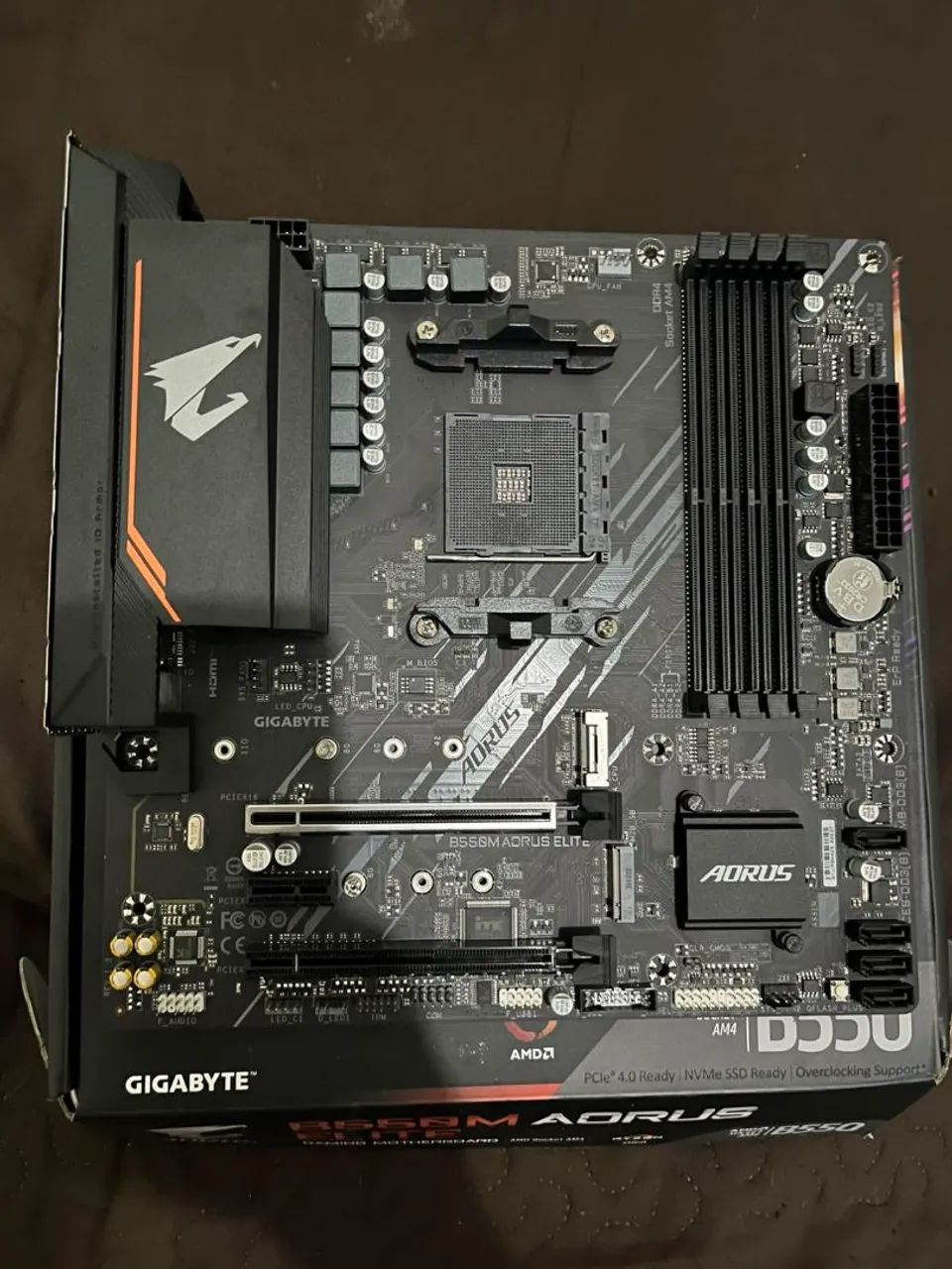 Placa mae Aorus b550m Elite DDR4  AM4  - Foto 3