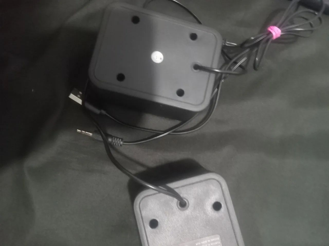 VENDO CAIXINHAS DE SOM PARA COMPUTADOR/NOTEBOOK - Foto 3