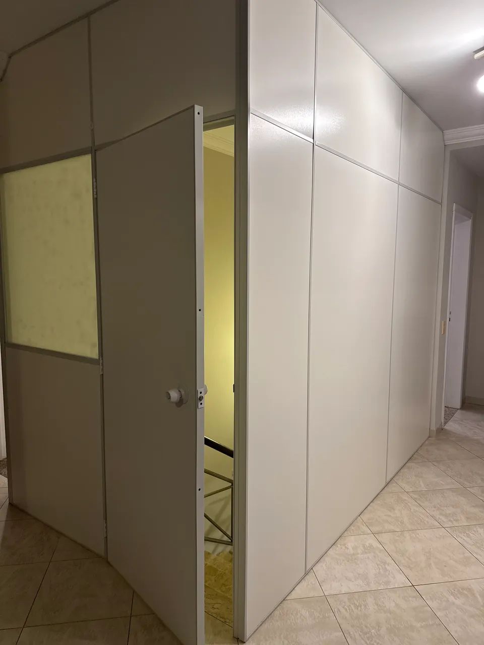 Office Partition Wall, Semi-New, 3 m x 1.8 m x 2.7 m, Installed Nov 2025