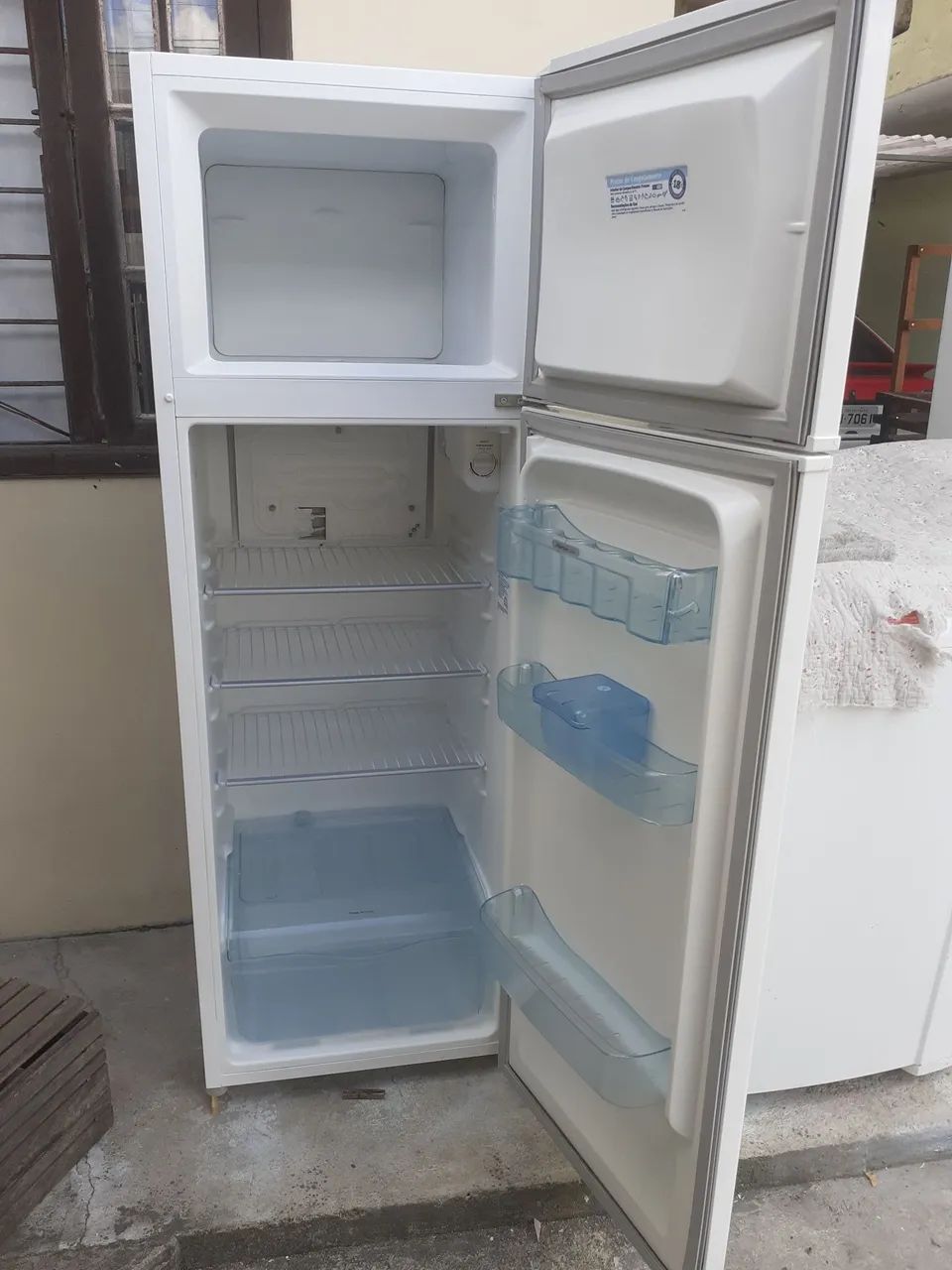 Geladeira Electrolux DC 34 260 L  - Foto 2