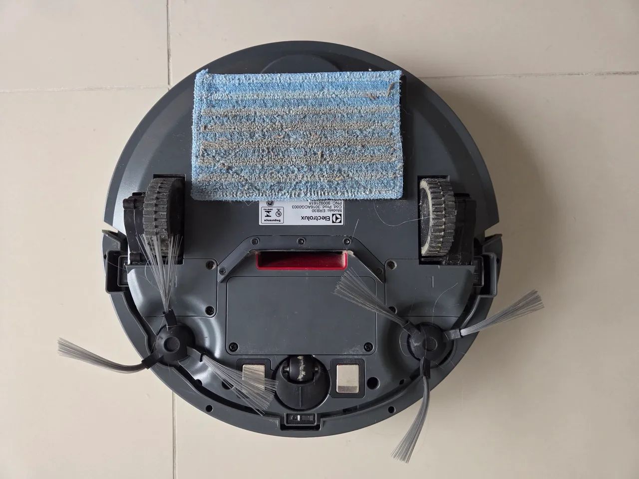 Robô aspirador Eletrolux ERB30 - Foto 4