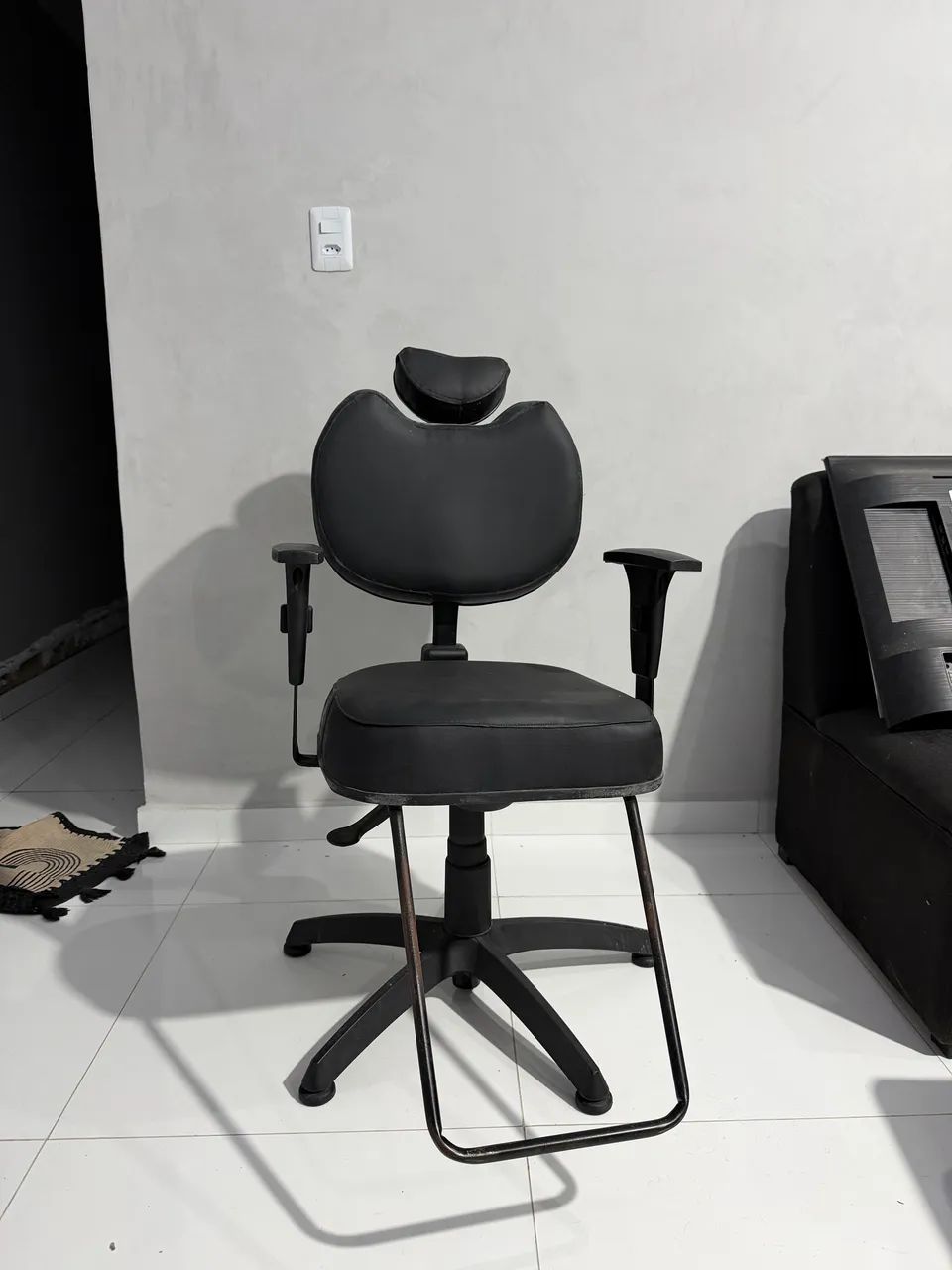 Cadeira de barbeiro  - Foto 2