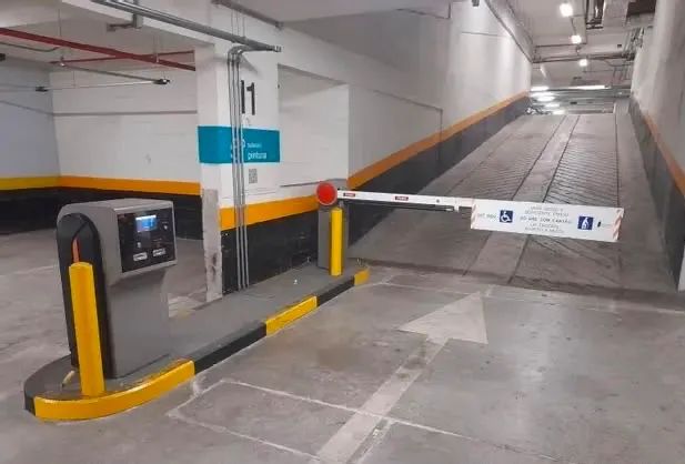 Catraca e terminal de entrada WPS