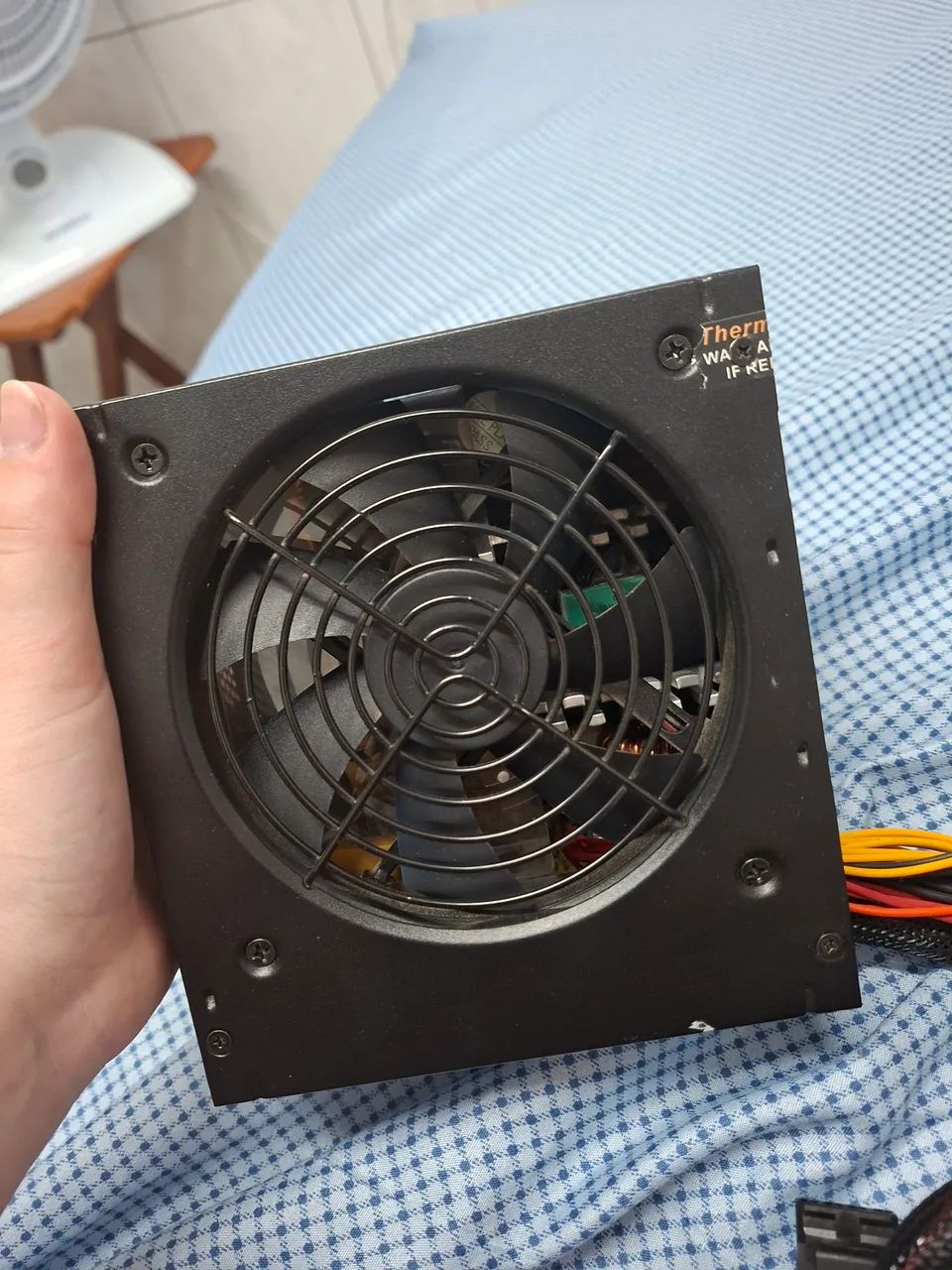 Fonte de pc, 600w, bivolt. Thermaltake - Foto 2