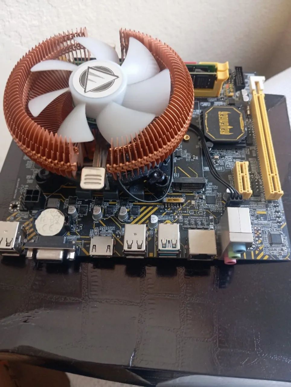 Placa Mãe  - Foto 3