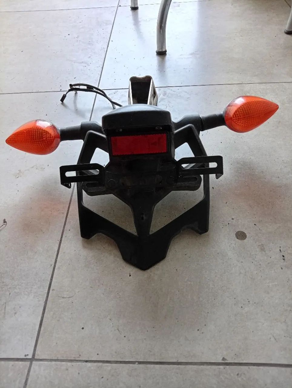 Suporte de placa mais setas da Yamaha R1