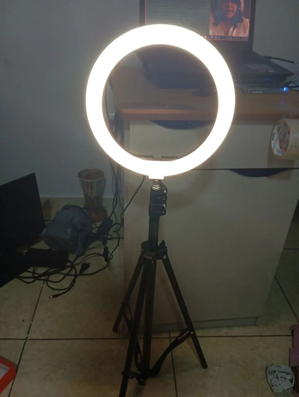 Ring light semi-novo - Foto 2