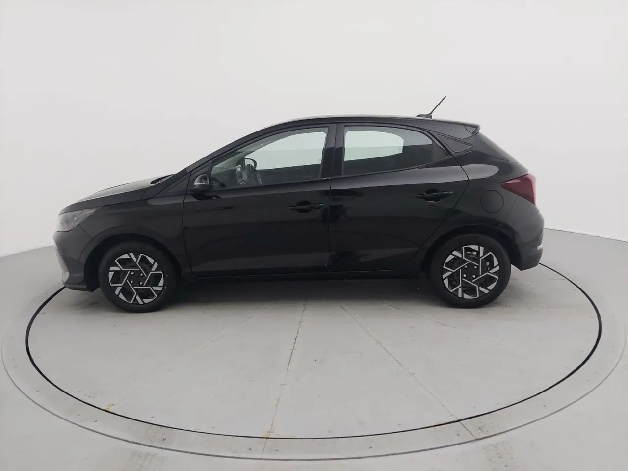 Hyundai HB20 Comfort Plus 1.0 Flex 12V Mec., foto 2 de 18