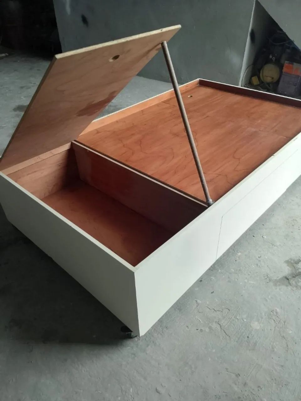 Base para Cama de Solteiro com Baú e Gaveta - MDF