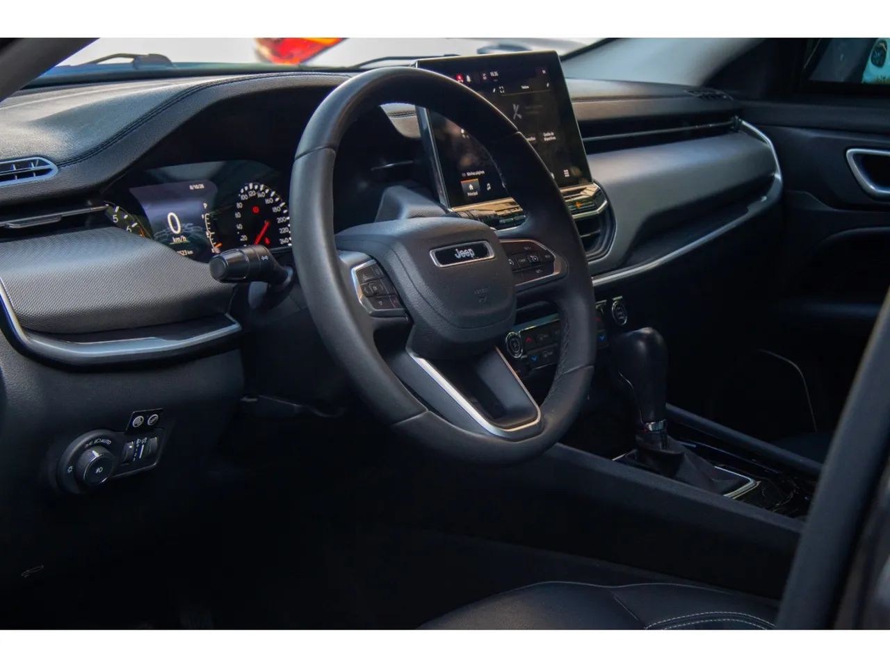 Jeep Compass LONG. T270 1.3 TB 4x2 Flex Aut., foto 9 de 16