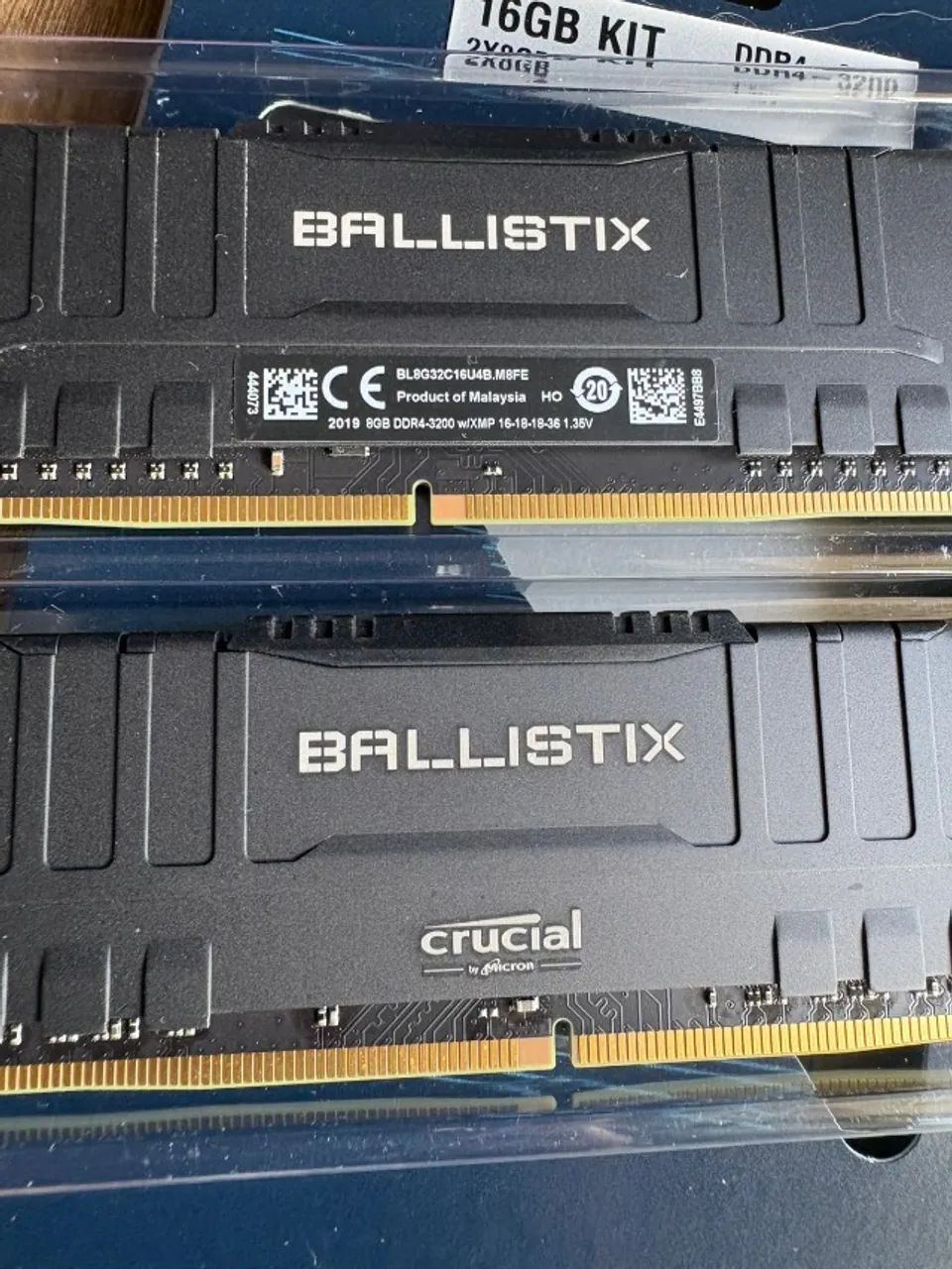 Memória RAM 16GB (2x8GB) DDR4 Crucial Ballistix 3200MHz - Memória