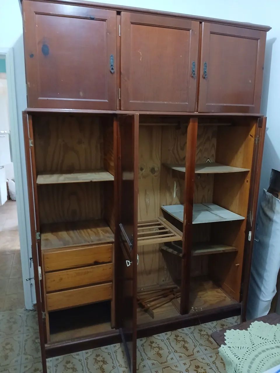 Guarda roupa de solteiro  - Foto 4