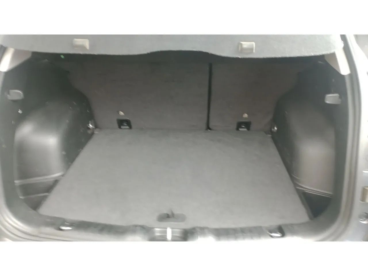 Jeep Compass LONG. T270 1.3 TB 4x2 Flex Aut., foto 14 de 16