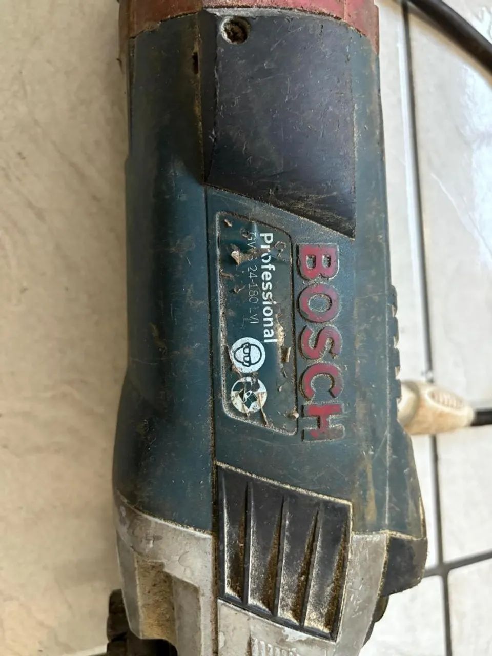 Lixadeira profissional Bosh 9 polegadas - Foto 4