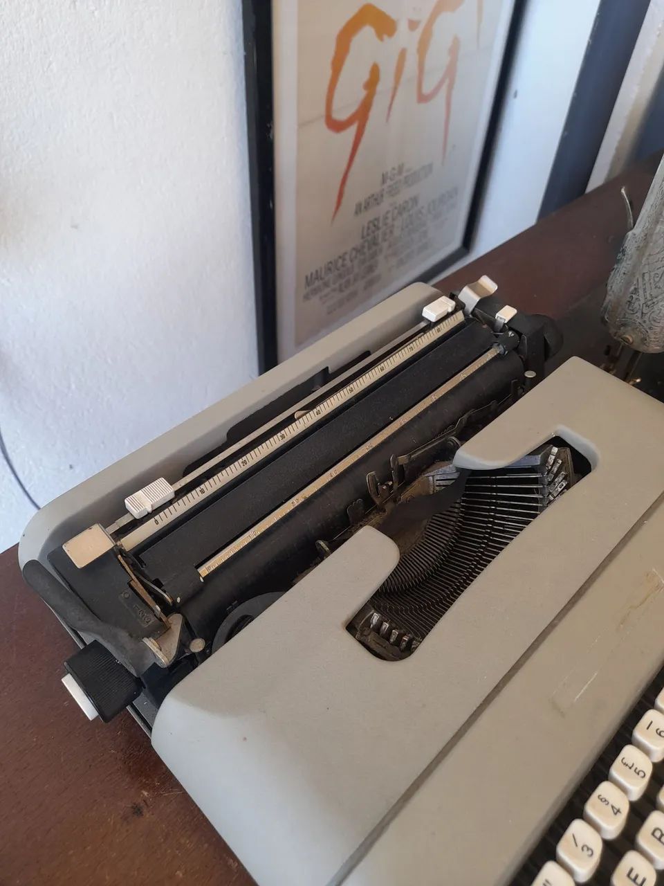 Máquina de escrever Olivetti - Foto 3