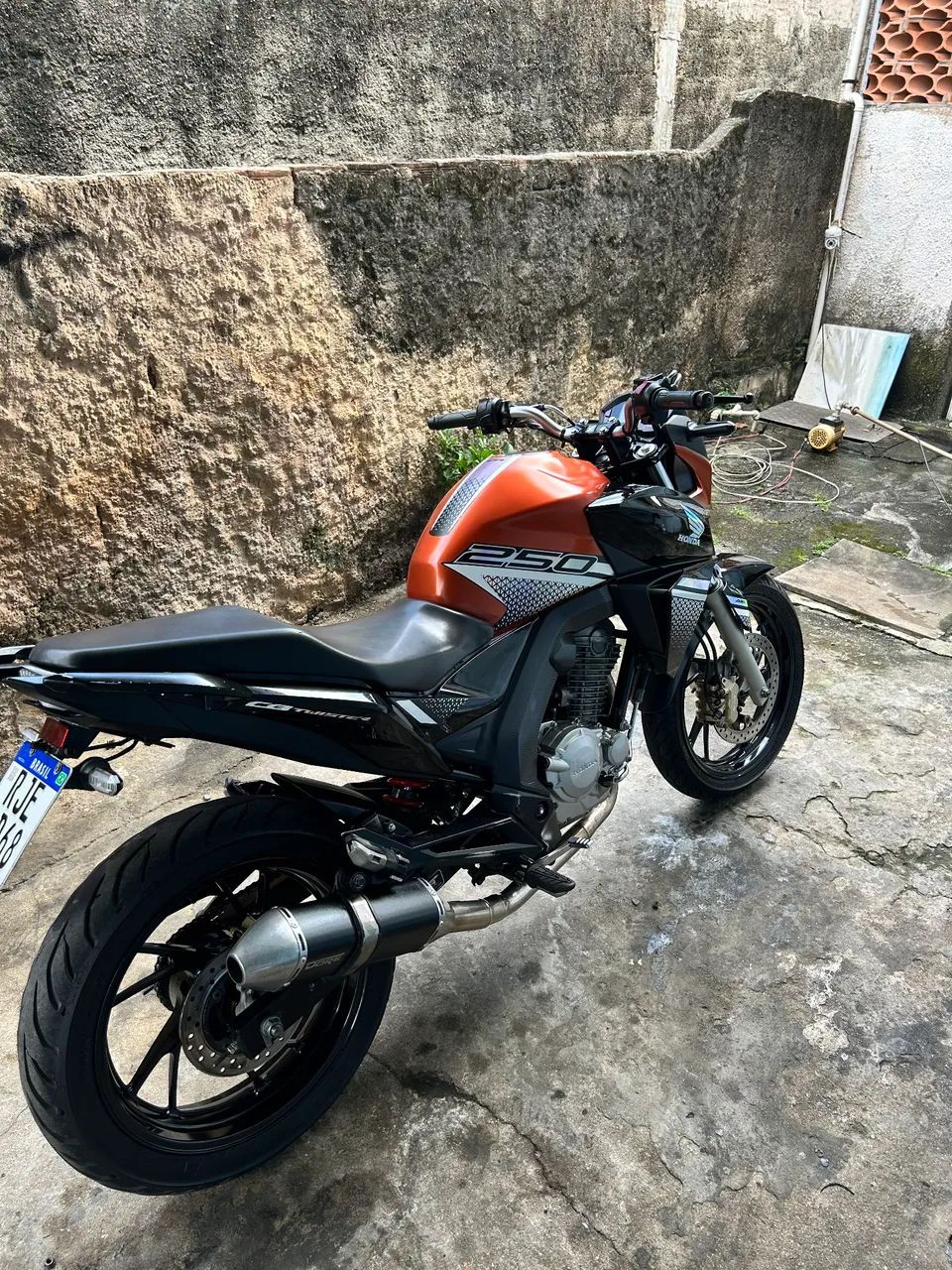 Twister 250f