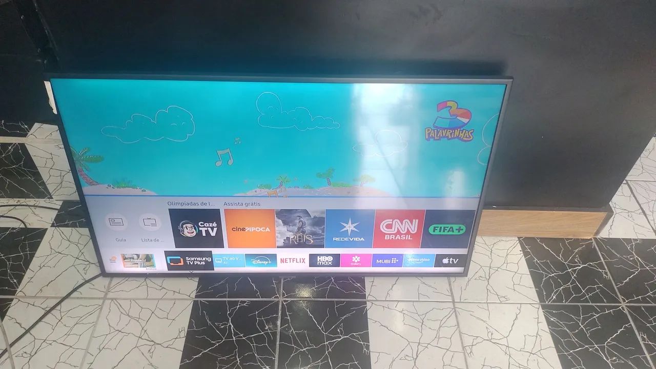 Vendo Smartv Samsung 55 polegadas top de linha em estado de nova conforme fotos R$ 1950,00