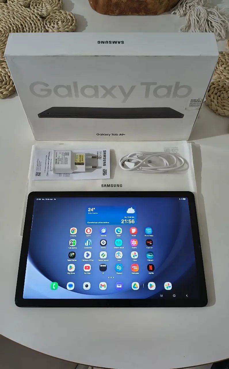 Samsung Galaxy Tab A9+ WI-FI com Capa e teclado