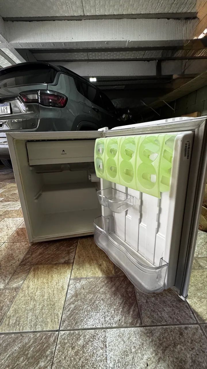 Frigobar cônsul 