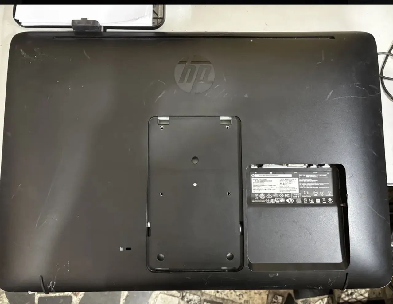 Monitor touch HP S230tm ELITEDISPLAY 23p FHD LED IPS - Foto 5