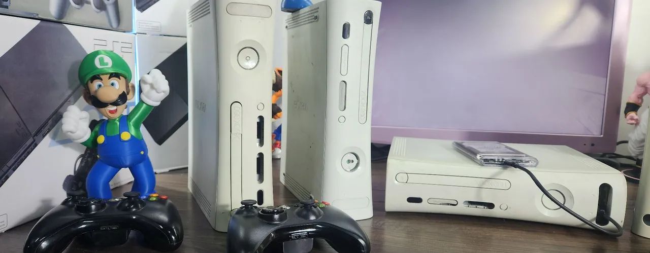 Exbox 360 arcade com hd de jogos e algumas avarias de carcaça porém funcionando perfeito  - Foto 5