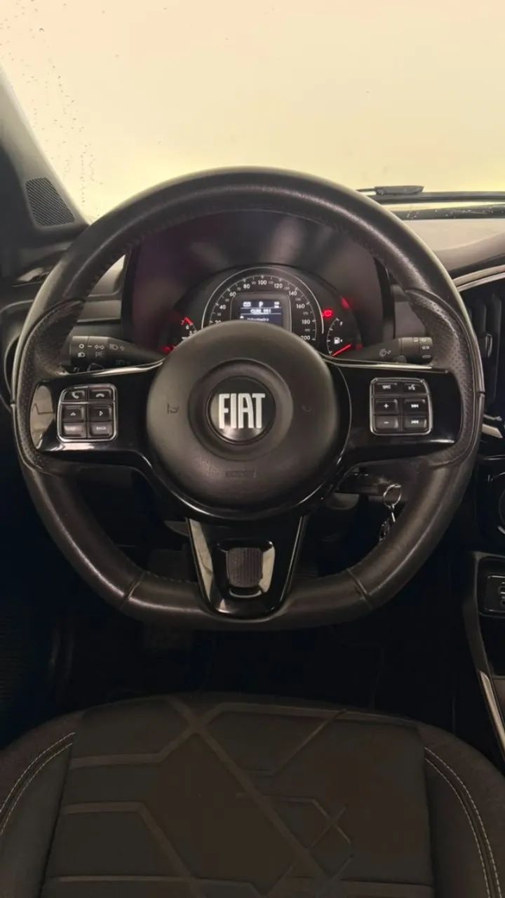 Fiat Strada Volcano 1.3 Flex 8V CD Aut. 2023 - Foto 5