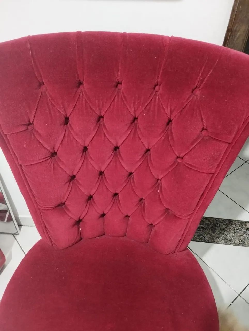Poltrona Vermelha super estilosa veludo - Foto 3
