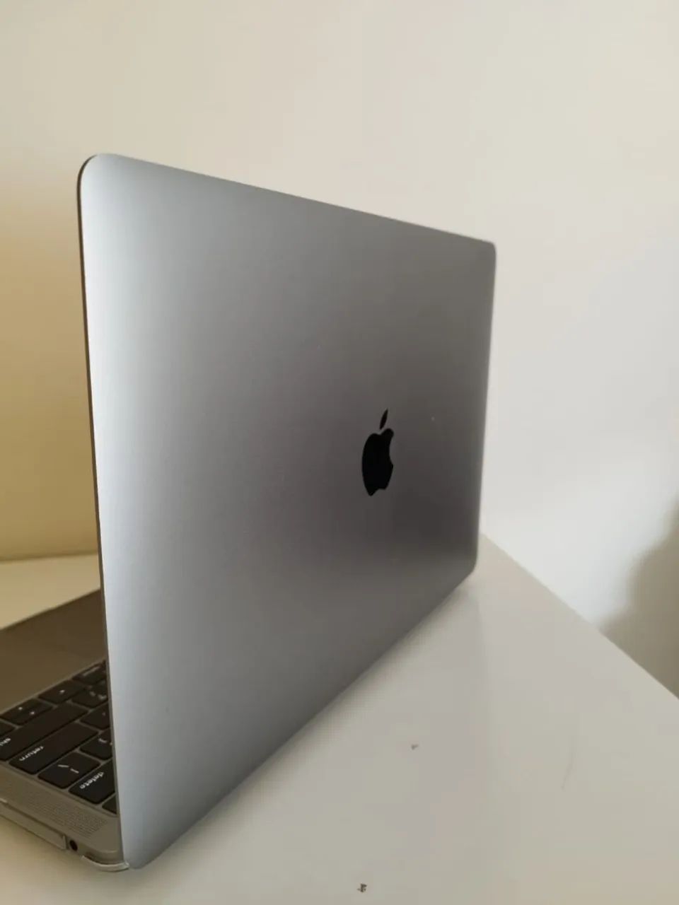 MACBOOK AIR RETINA 13