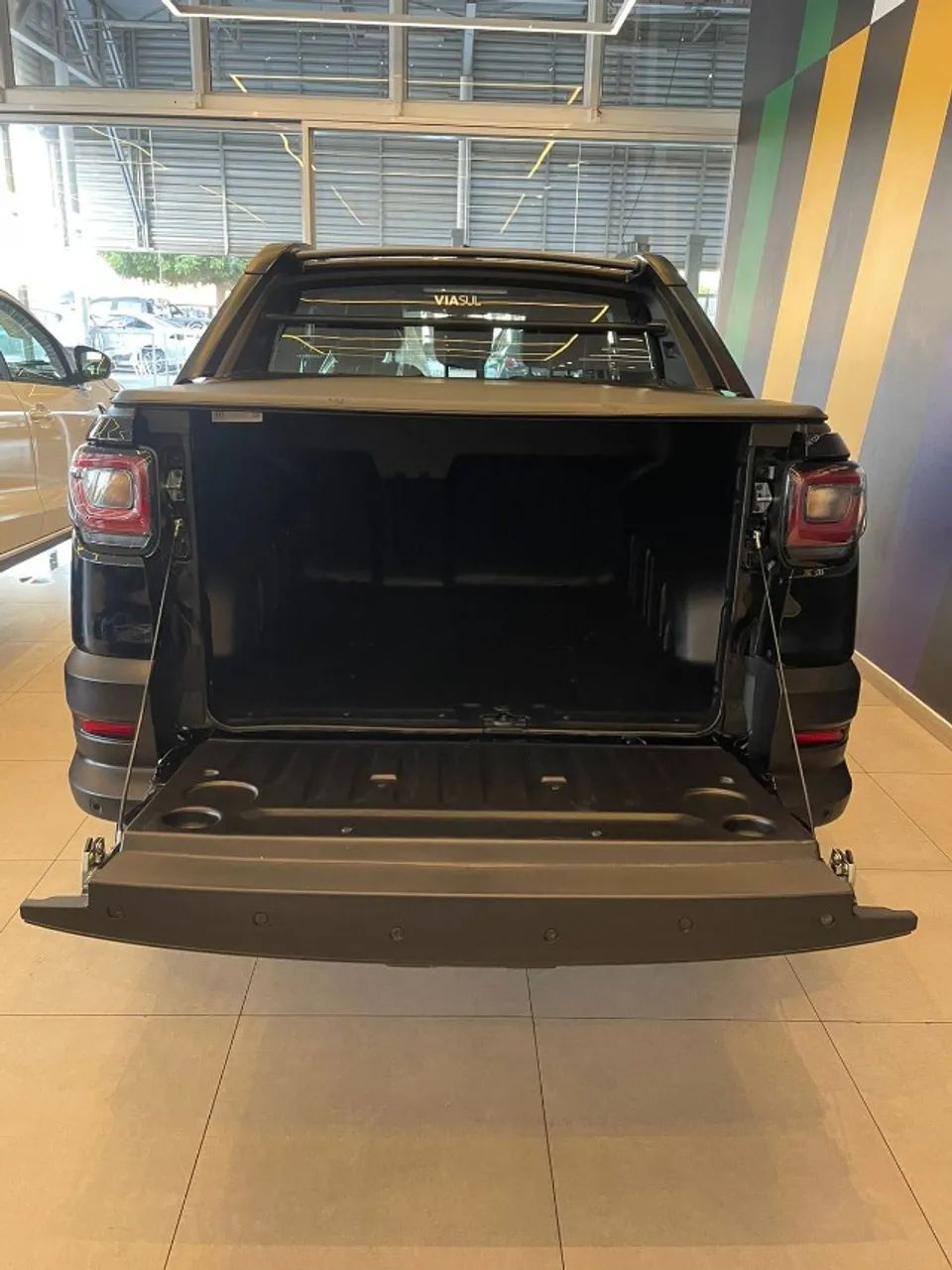 Fiat Strada Volcano 1.3 Flex 8V CD Aut. 2027 - Foto 4
