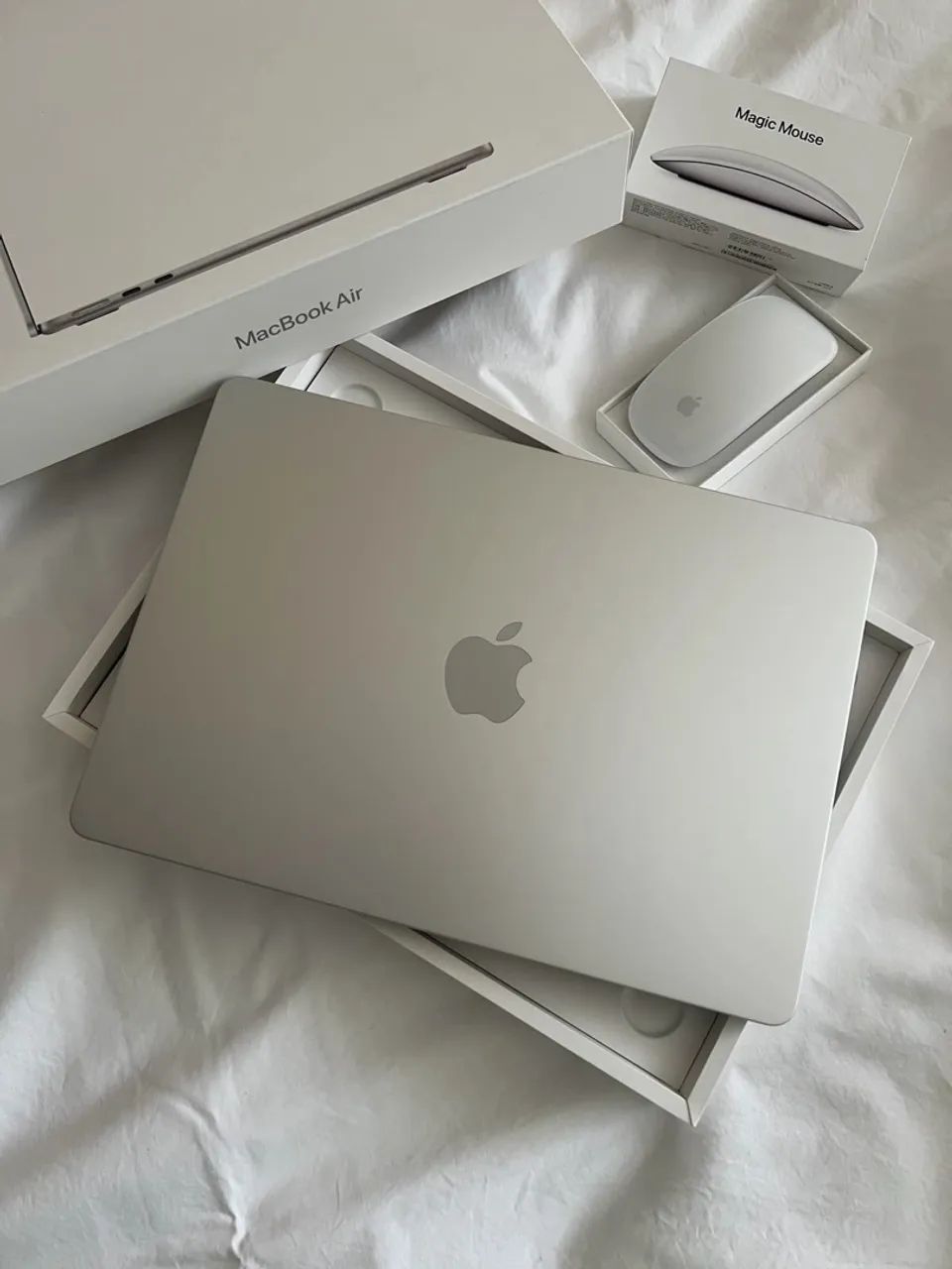 MacBook Air com Magic Mouse