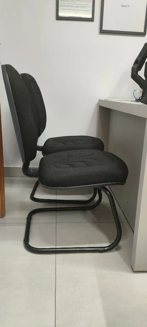 Waiting chairs for reception — two chairs R$:150.00 each