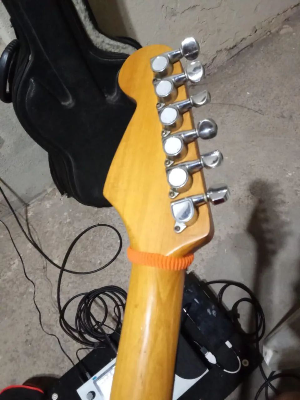 Guitarra + Case - Foto 5