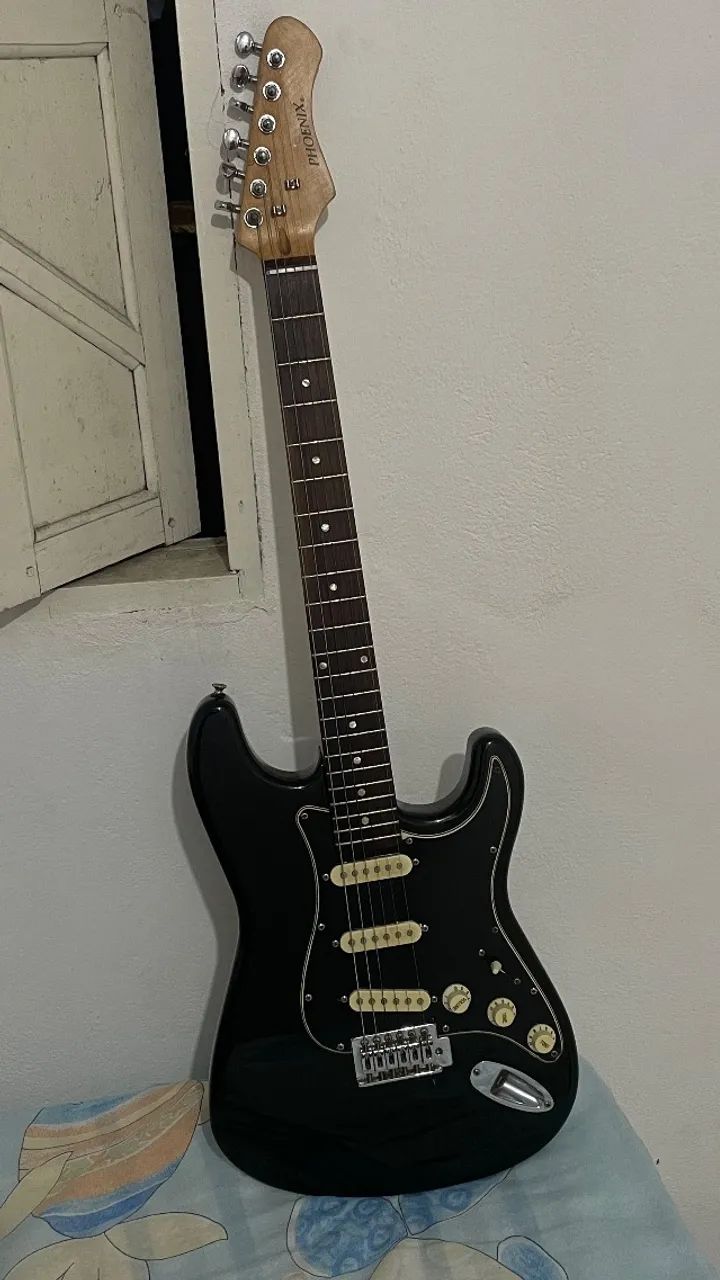 Guitarra Phoenix 