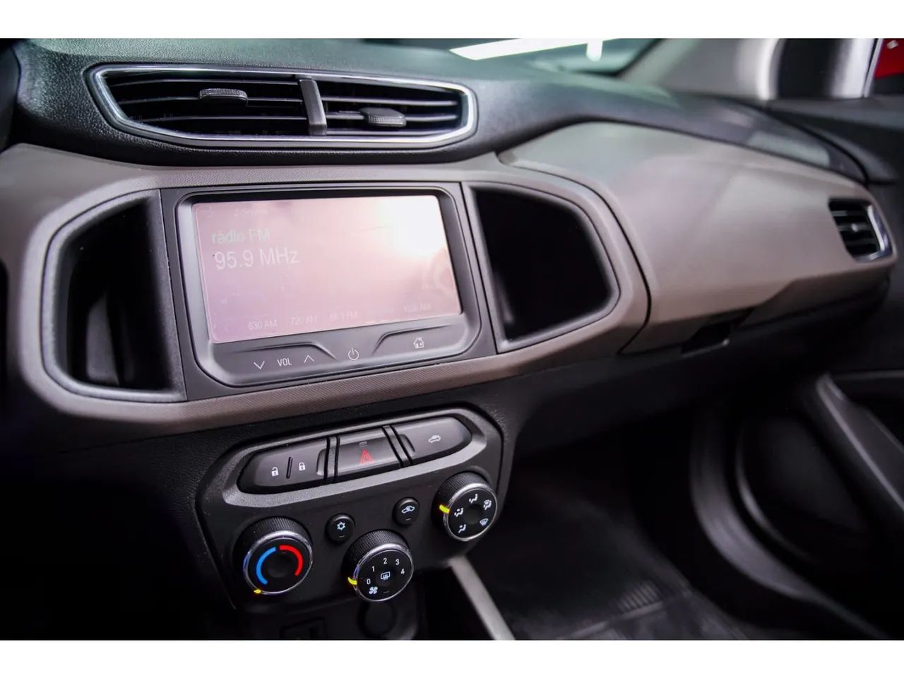 Chevrolet Prisma Sed. LTZ 1.4 8V FlexPower 4p, foto 16 de 20