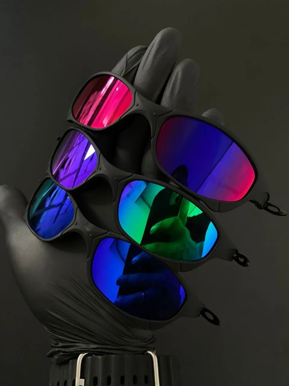 Óculos Juliete Oakley de metal 