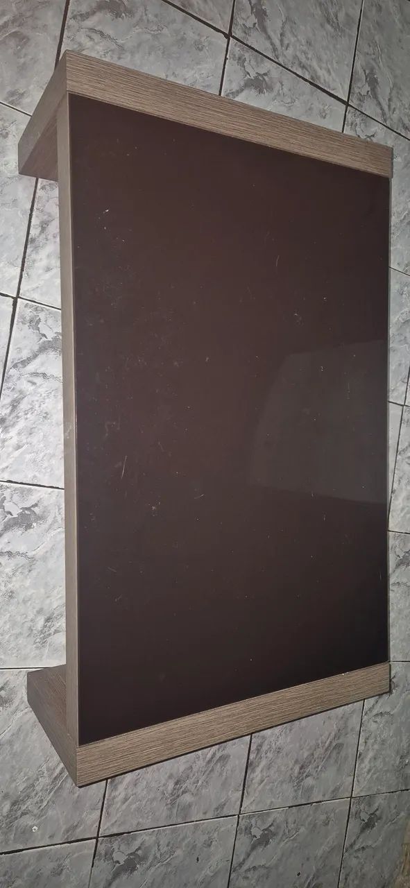 Mesa de Centro com vidro - Foto 2