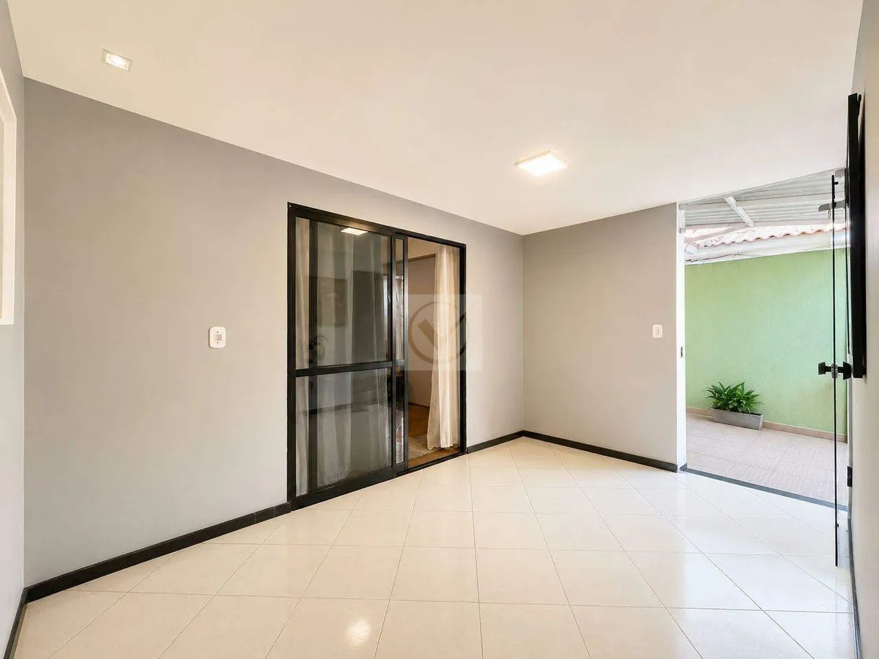 Casa Comercial para Alugar no Grageru, Aracaju | 8 Salas e 250m² - Foto 3