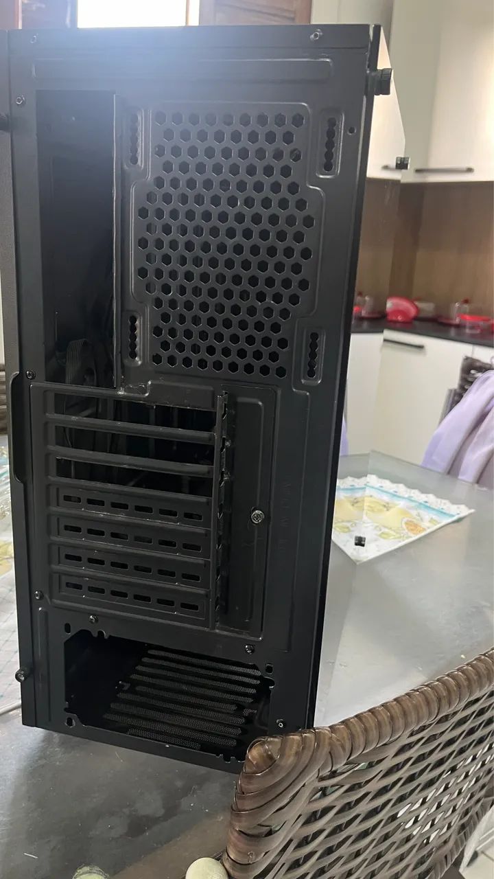 Gabinete pichau Komor LED RBG Lateral em vidro temperado - Foto 3