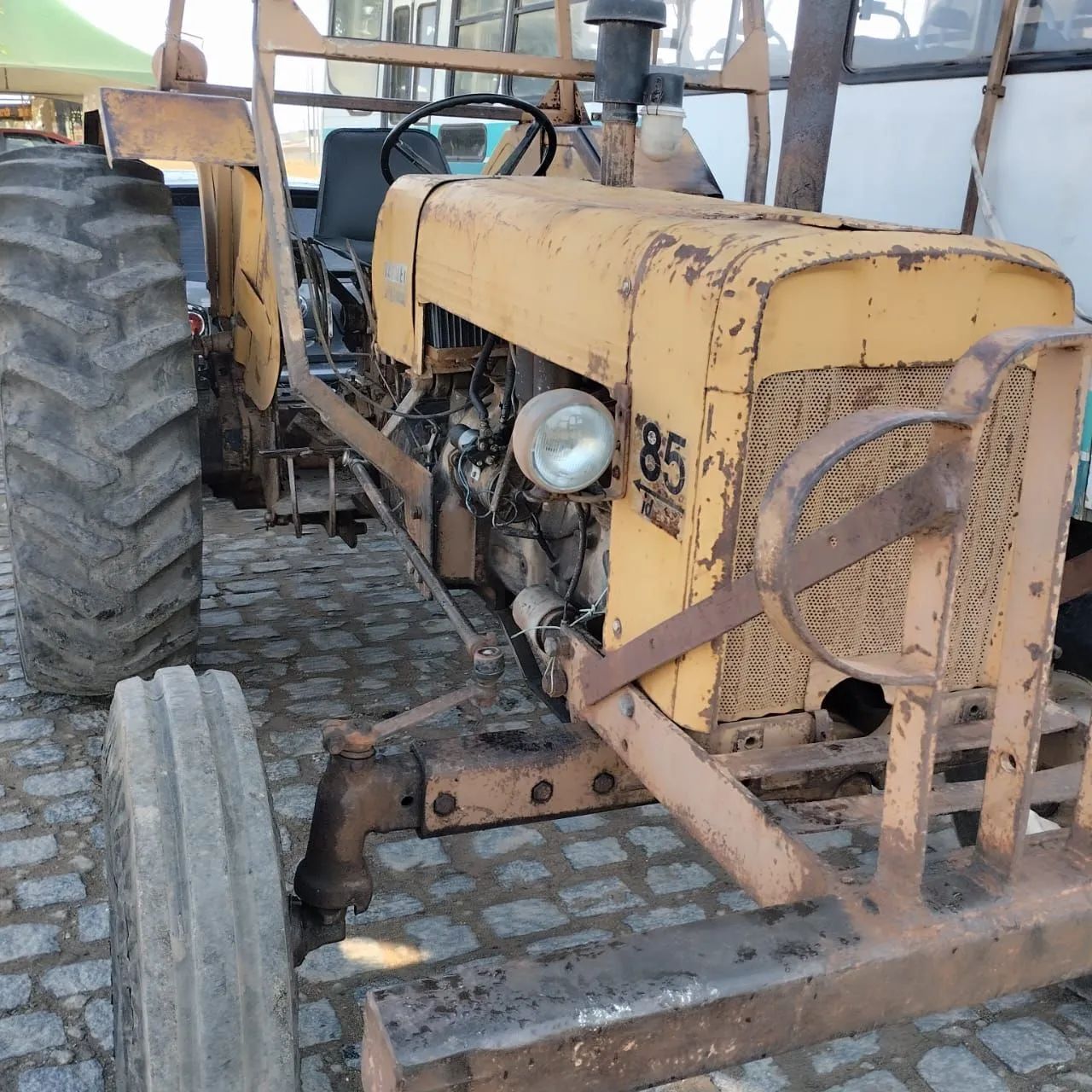 Trator Valmet 85id revisado e operacional  - Foto 2