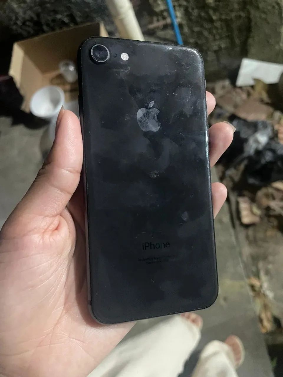 Iphone 8 64GB Bateria 78 - Foto 3