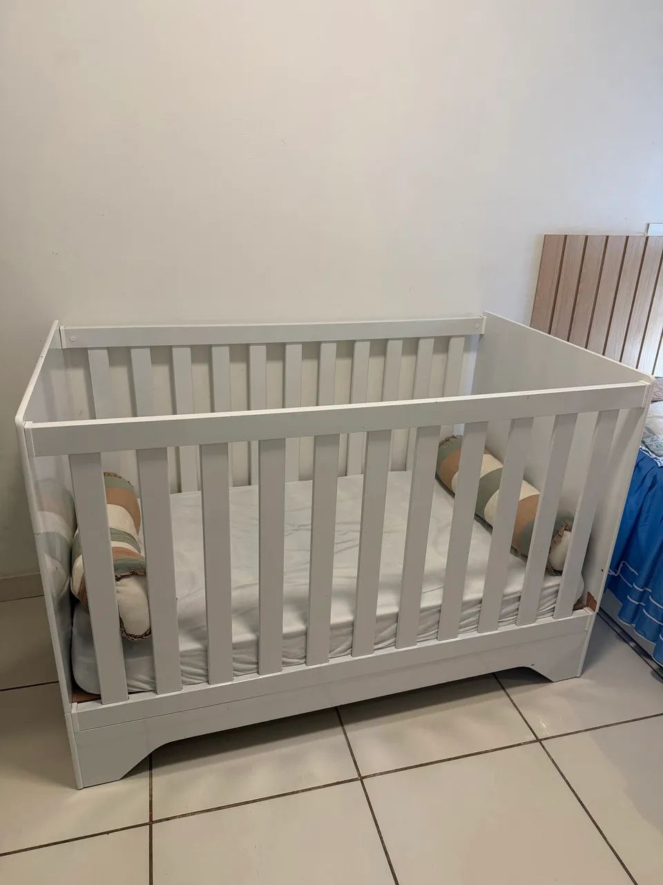 Berço com colchão 