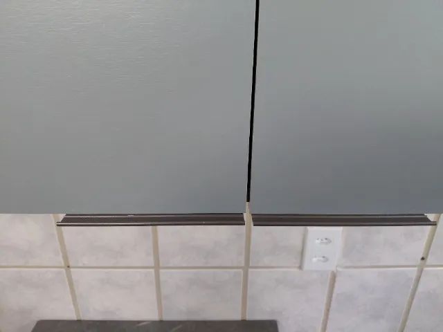 Armário de parede com duas portas - Foto 5