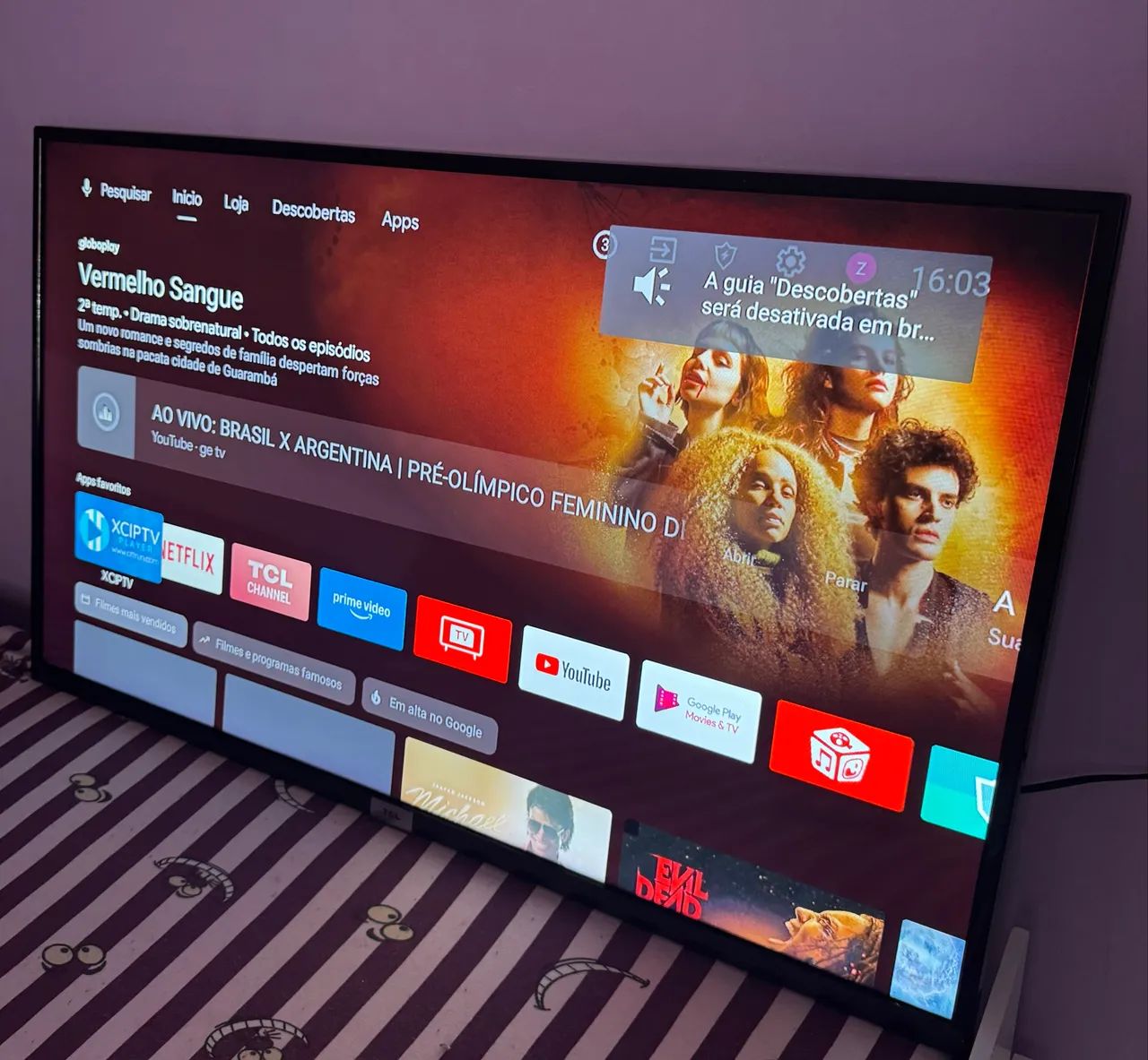 Smart TV 43 TCL muito nova - Foto 2