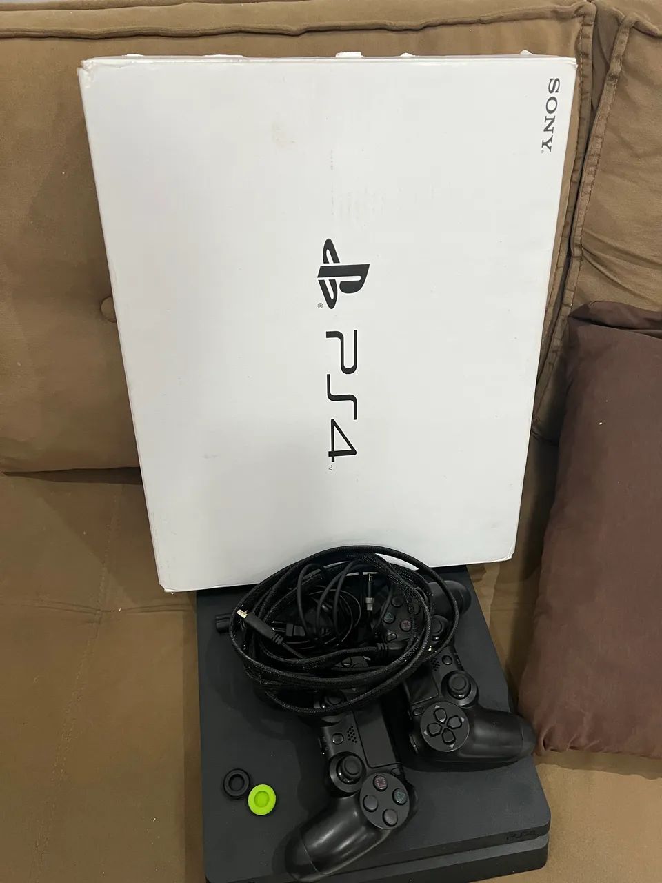 Ps4 slim 1Tb completo 
