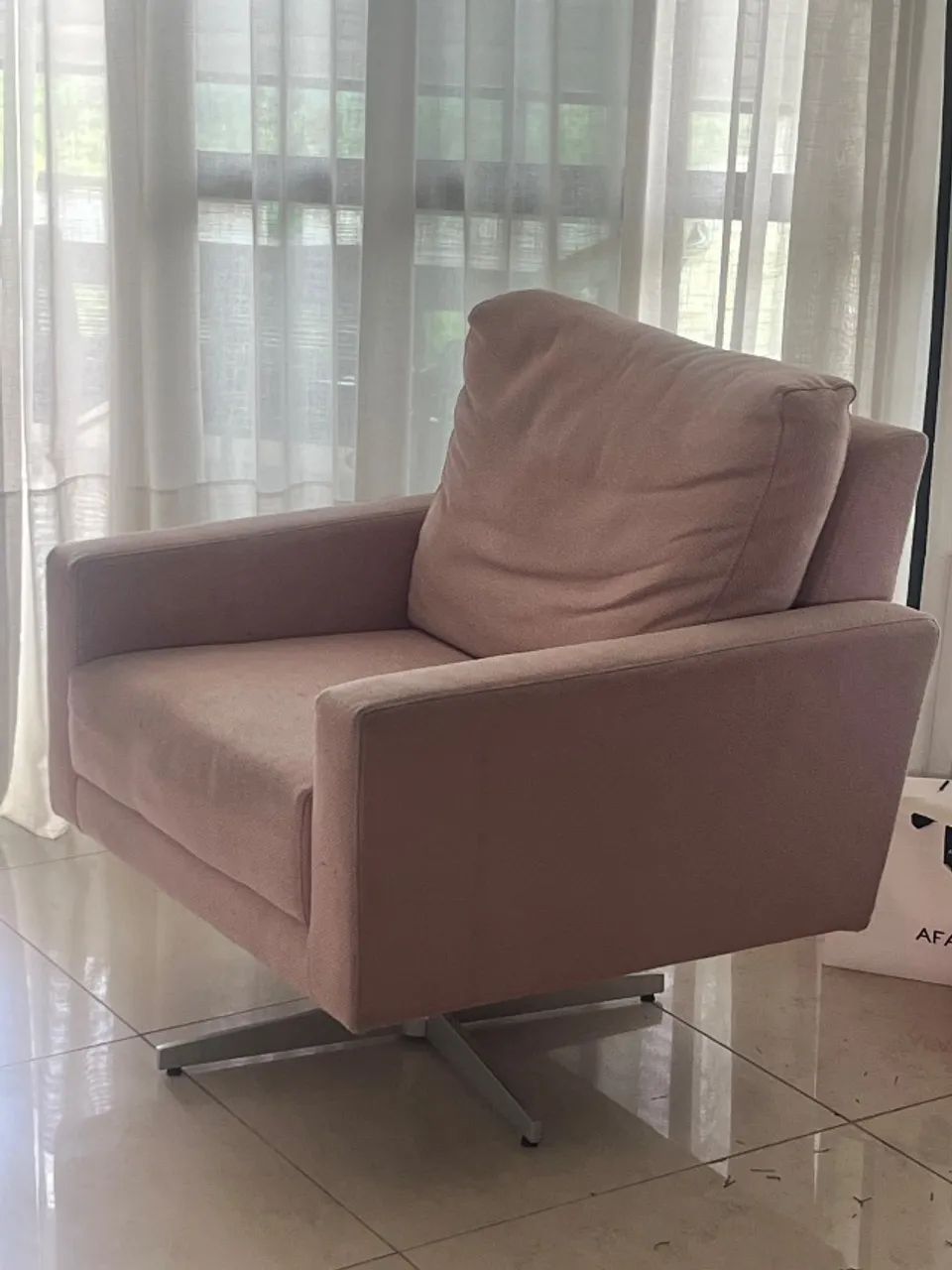 Poltrona giratória  - Foto 2