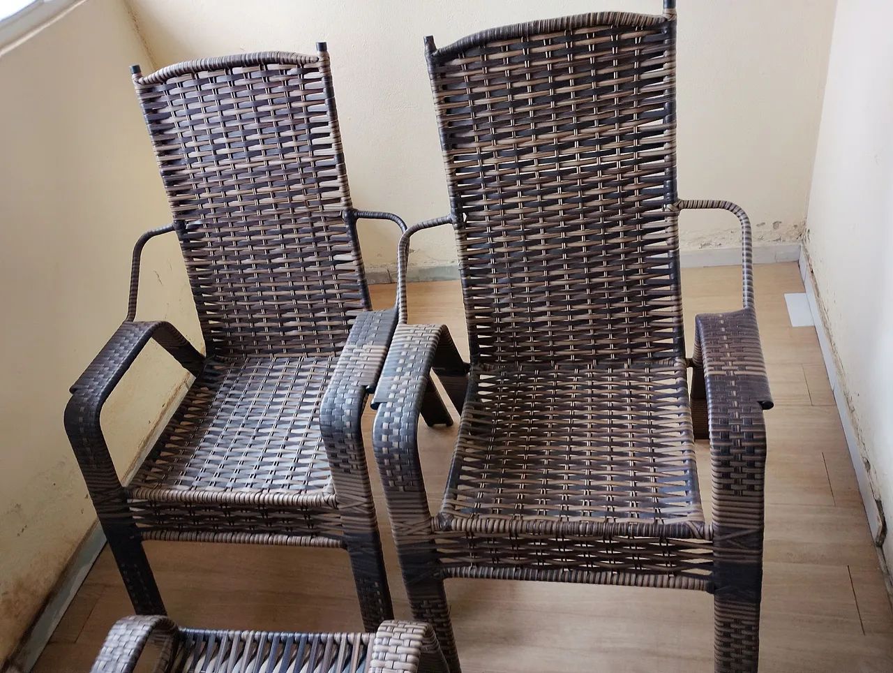 Conjunto de Cadeiras com Mesa de centro  - Foto 3