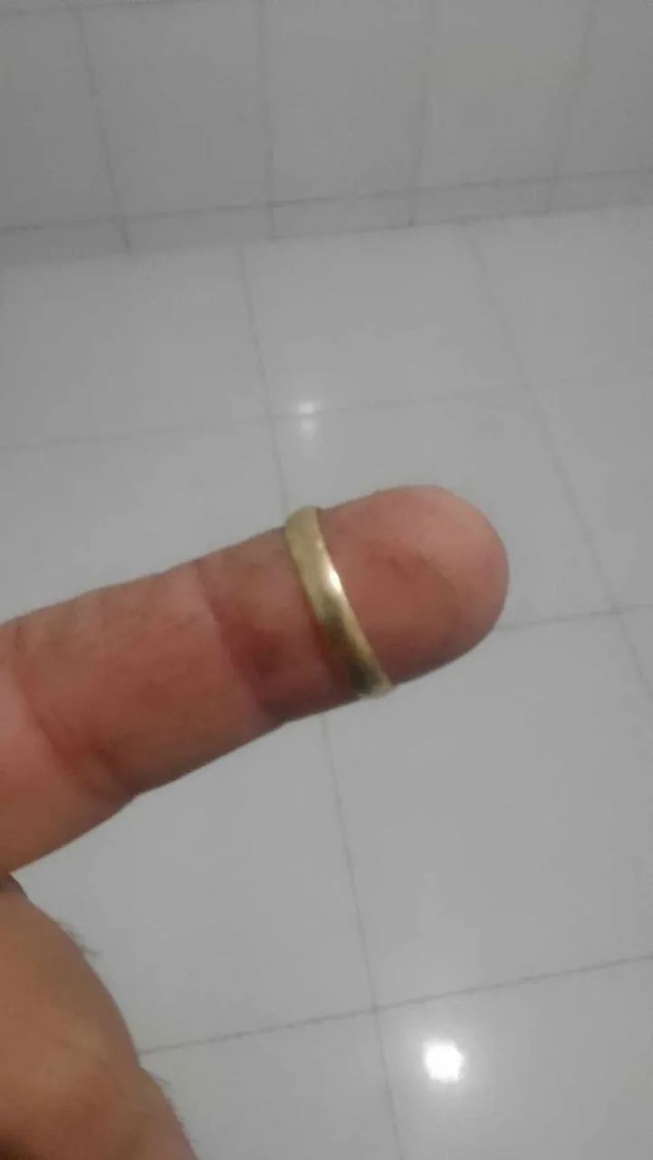 vendo aliança de ouro 18k - Foto 2